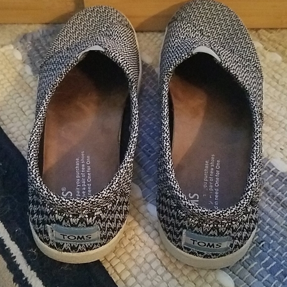 TOMS Women's Slip On Shoes Sz 7.5 - Picture 3 of 5